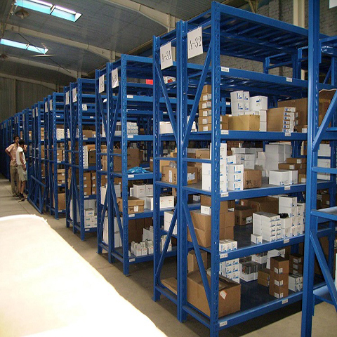 中型仓储货架每层承重300KG