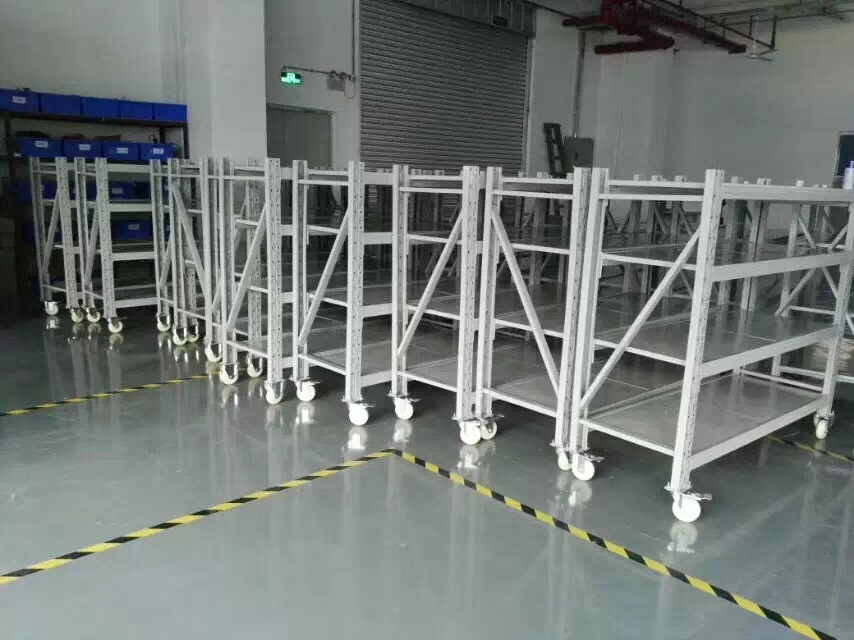 轻中型仓储货架每层承重200KG